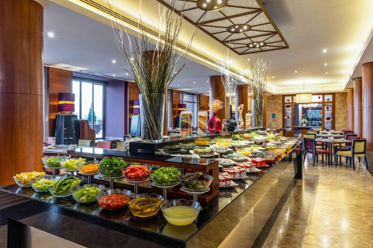 Hotel Celik Palas Convention Center & Thermal Spa Bursa Esterno foto The buffet at the hotel