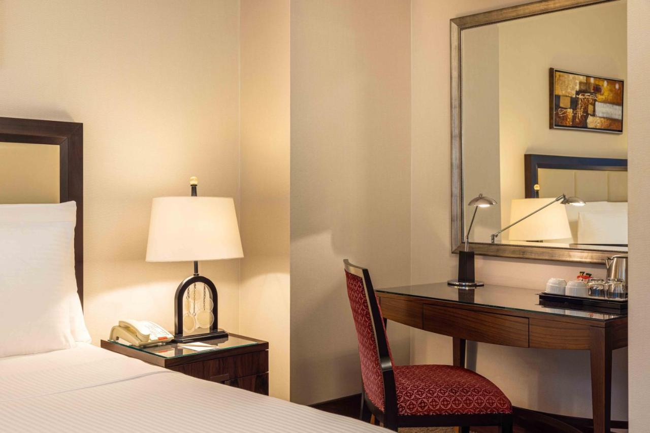 Hotel Celik Palas Convention Center & Thermal Spa Bursa Esterno foto A room at the hotel