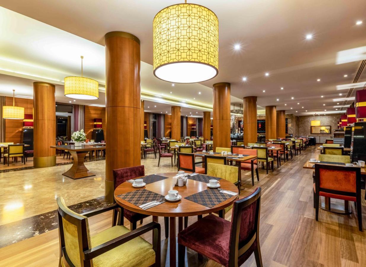 Hotel Celik Palas Convention Center & Thermal Spa Bursa Esterno foto The restaurant