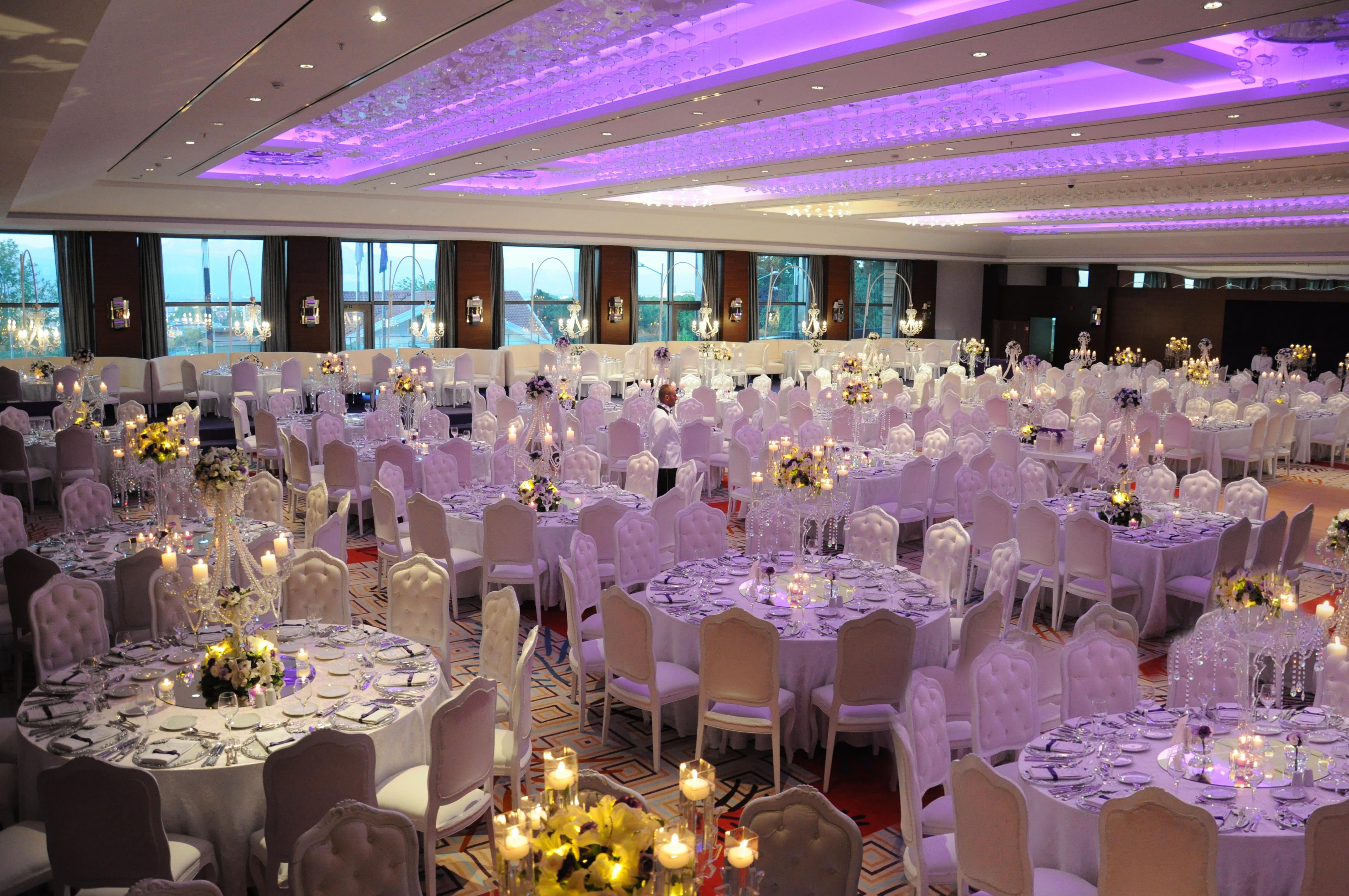 Hotel Celik Palas Convention Center & Thermal Spa Bursa Esterno foto The ballroom at the InterContinental London The O2